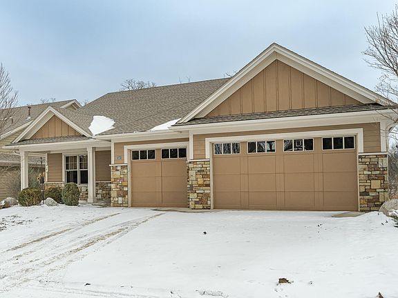 2nd image of 848 Fox Valley Pl SW