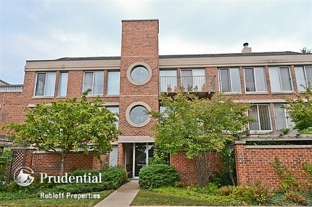 1st image of 4010 Arbor Ln APT 303