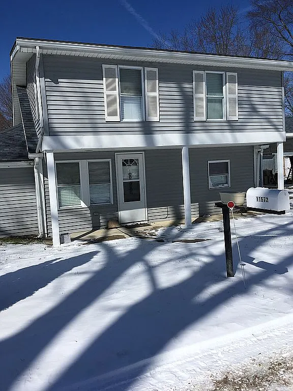 11572 Elmdale Rd photo 1