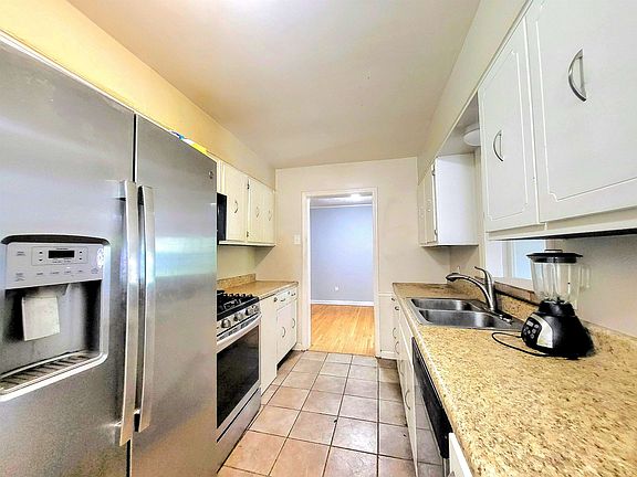 5th image of 4495 Dunn Ave