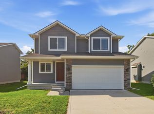 307 SW 50th St, Ankeny, IA 50023