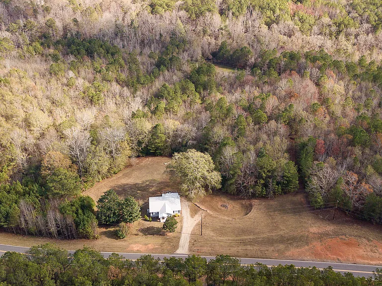 161 Calhoun Rd — Photo 45
