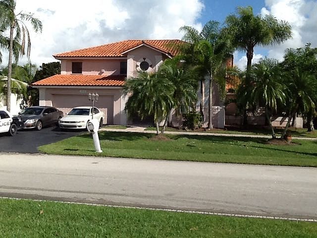 1st image of 14941 E Waterford Dr