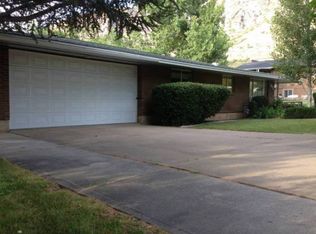 1072 Vitt Dr, Ogden, UT 84404