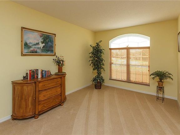 3rd image of 91 Spring Glen Ct