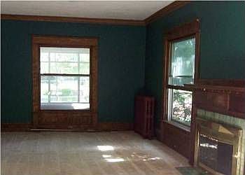 1st image of 1630 Lake Dr SE