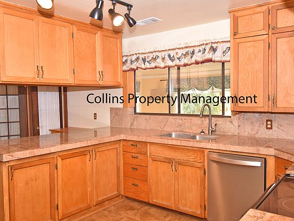 5th image of 10742 Old Pond Ln