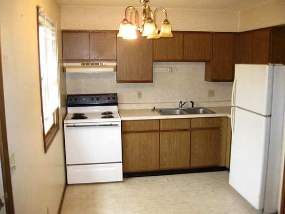 2nd image of 402 N Calhoun St APT G
