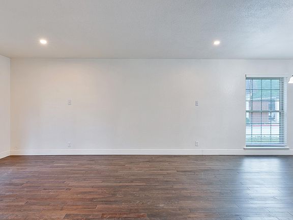 5th image of 1045 Shook Ave APT 101A