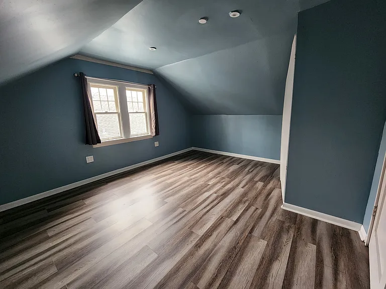 246 Maple Ave — Photo 15