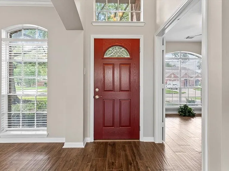 9722 Therrell Dr — Photo 16