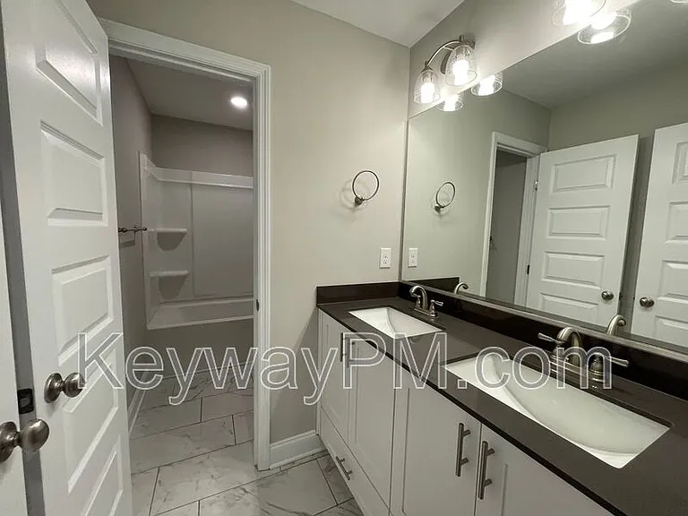 4500 Chestnut Trl — Photo 14