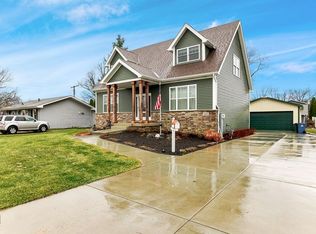 169 S John St, Crown Point, IN 46307