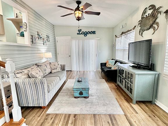 4th image of 1219 Thomas Dr #82