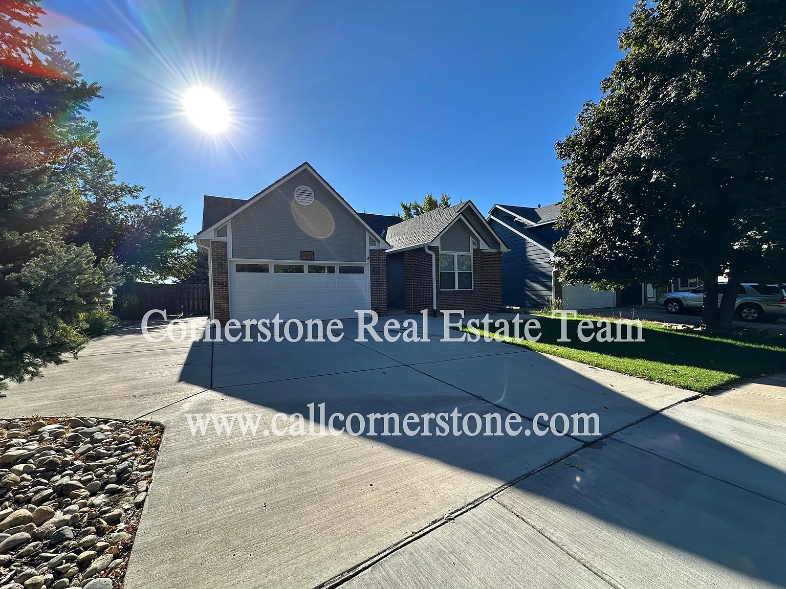 950 Royal Crown Lane (AR) - 1 — Photo 1