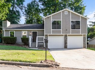5496 Pepperwood Ct, Stone Mountain, GA 30087