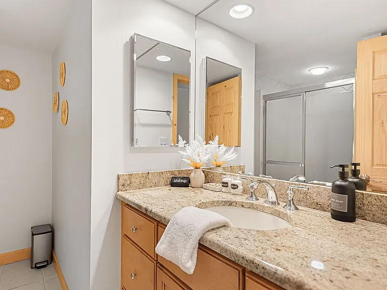 4095 Birchmont Trl — Photo 34