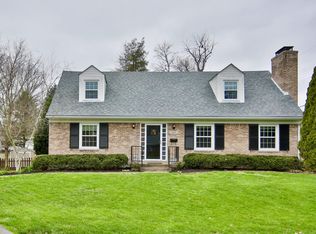 1504 Herrs Dale Ct, Graymoor Devondale, KY 40222
