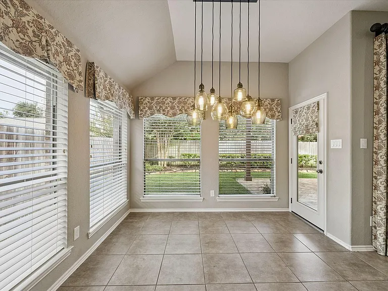 23107 Enchanted Cactus Dr — Photo 9