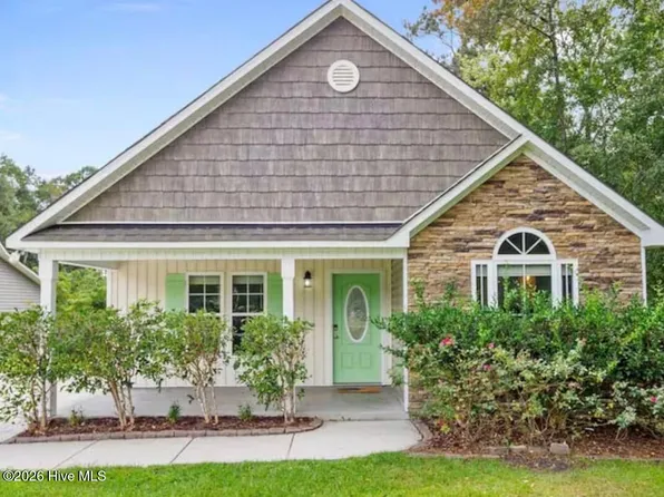 514 Old Folkstone Road, Holly Ridge, NC 28445