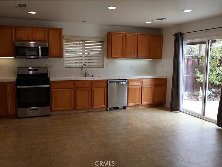 45010 Promise Rd — Photo 9