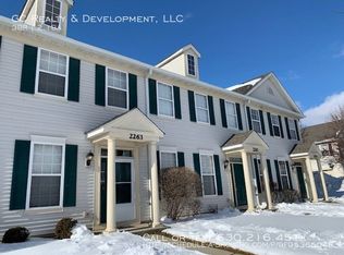 2263 Barrington Dr E, Aurora, IL 60503