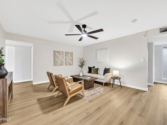 5th image of 1261 W LOBO Avenue