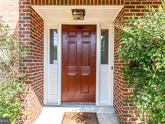 4th image of 6560 River Tweed Ln