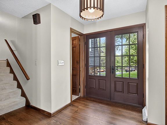 3rd image of 3 Gingerwood Ln