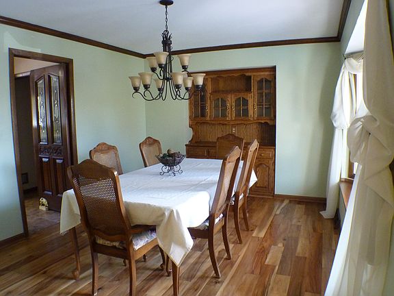 Dining room hardwood floors