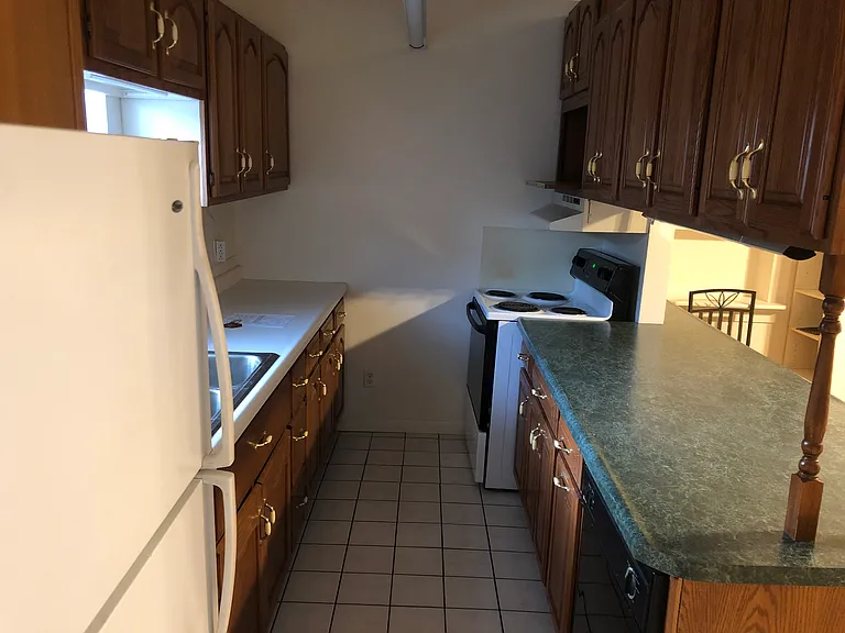 230 N 3rd St #A — Photo 4