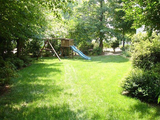 More Pictures at: http://www.picturetrail.com/grenadine4sale