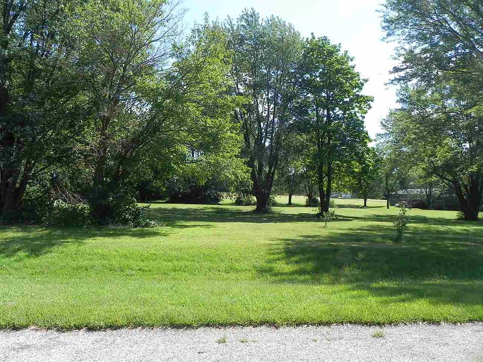 1st image of 749 Taras Dr