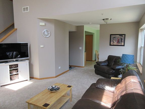 3rd image of 629 Crystal Springs Ct