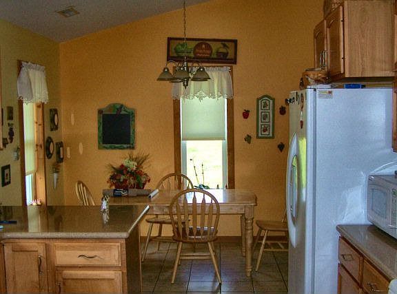 4th image of 13029 Oakley Ln
