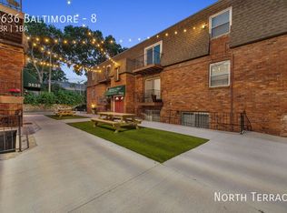 3636 Baltimore Ave APT 8, Kansas City, MO 64111