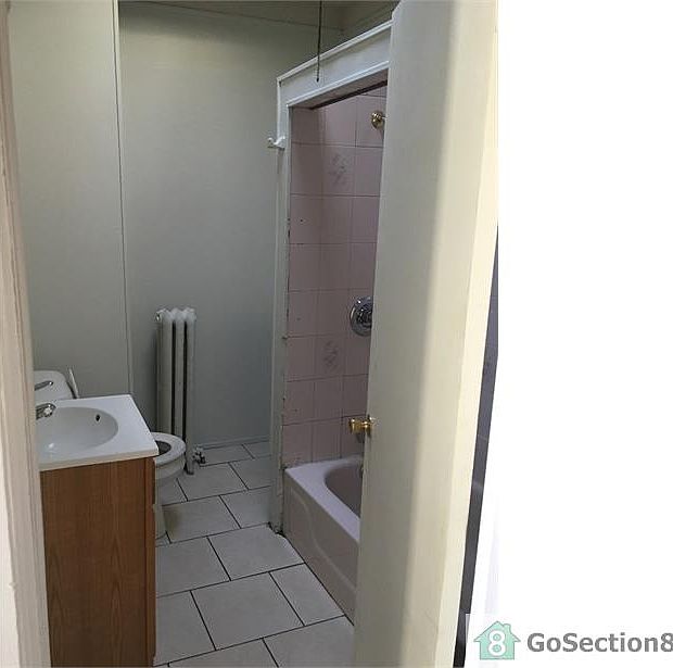 2nd image of 170 Tiber St