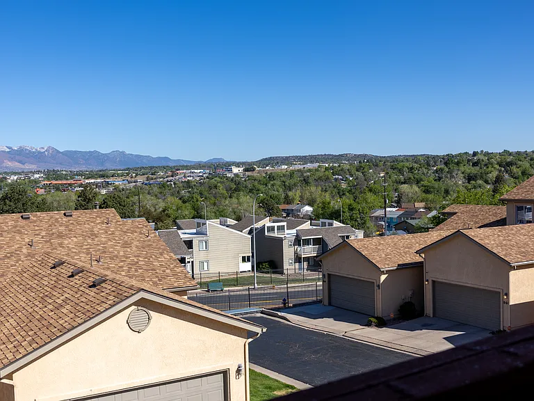 608 Bosque Vista Point — Photo 18