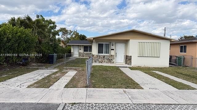 1st image of 9221 SW 39th St