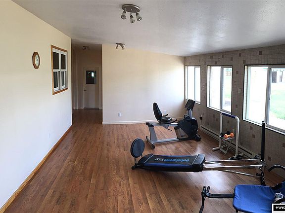 5th image of 2226 Columbine Ln