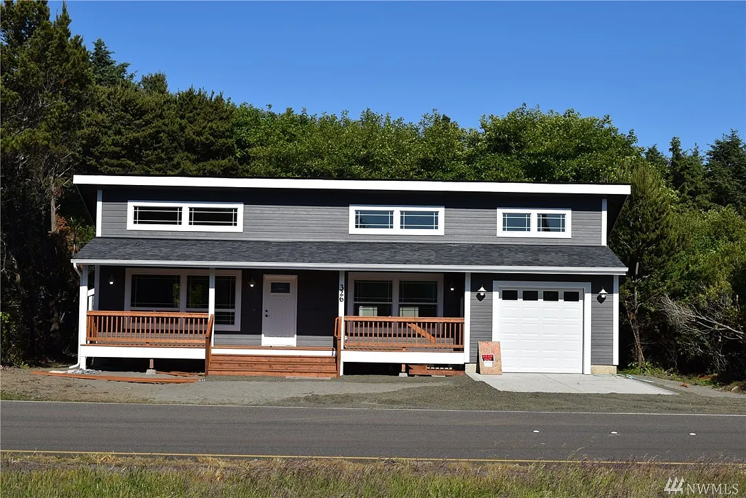 288 N Razor Clam Dr SW photo 1