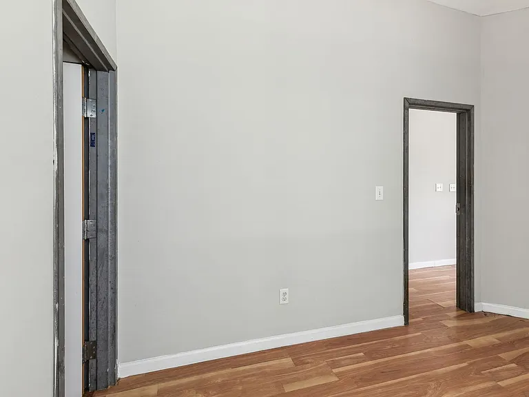 7331 W Chester Pike #1 — Photo 9