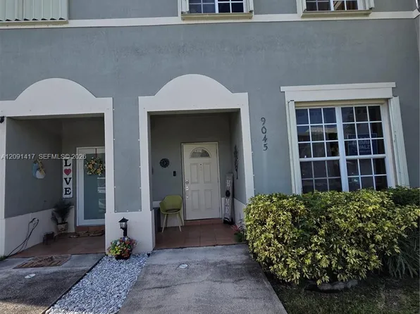 9045 SW 203rd Ter, Cutler Bay, FL 33189
