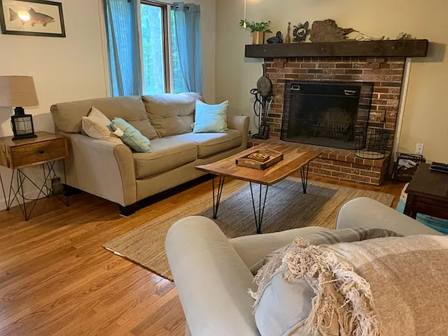 2 bed, 1123 sqft, $2,000 — Photo 3
