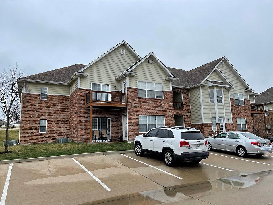 1st image of 29 Grace Ln #102