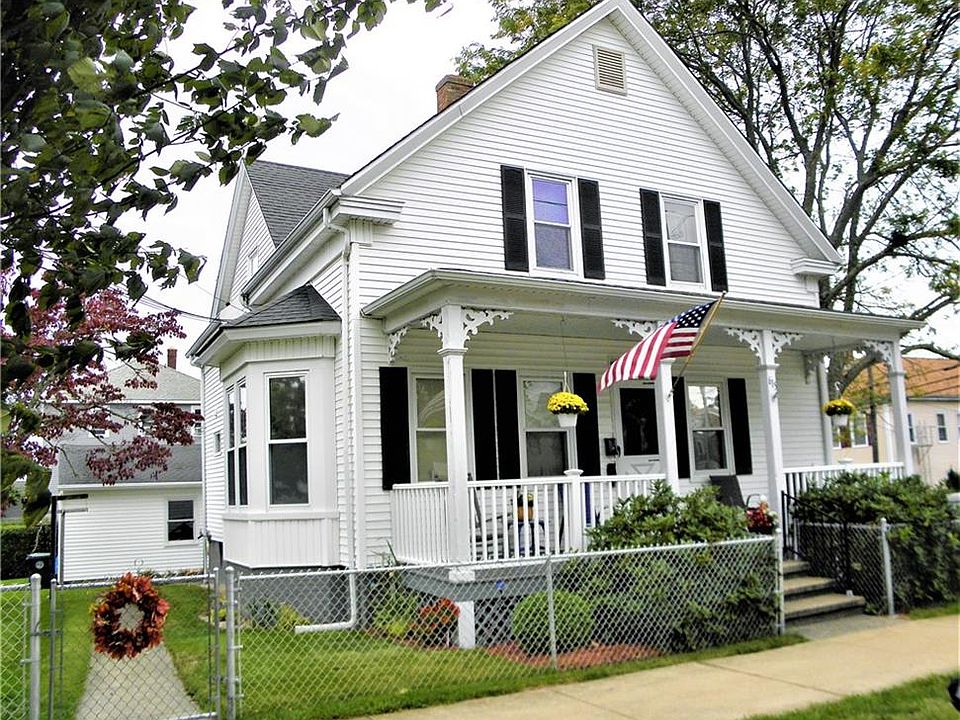 615 Wood St Bristol, RI, 02809 Apartments for Rent Zillow