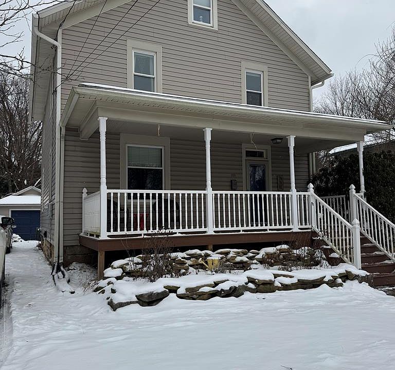 1st image of 811 Liberty St