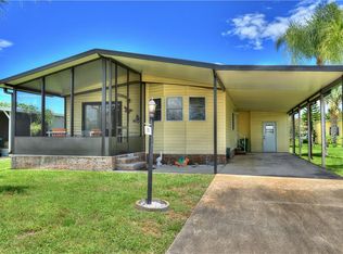 911 Wren Cir, Barefoot Bay, FL 32976