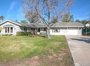 1048 La Solana Dr, Fallbrook, CA 92028