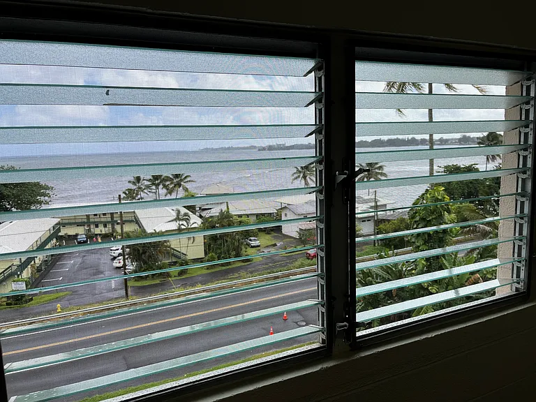 Hilo Val Hala Apartments — Photo 7